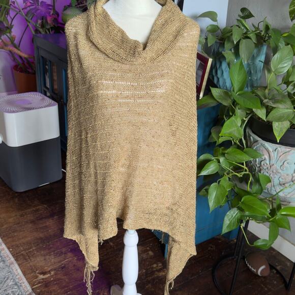 Chico's Gold Metallic Shimmer Poncho, Womens Shawl - Picture 1 of 5